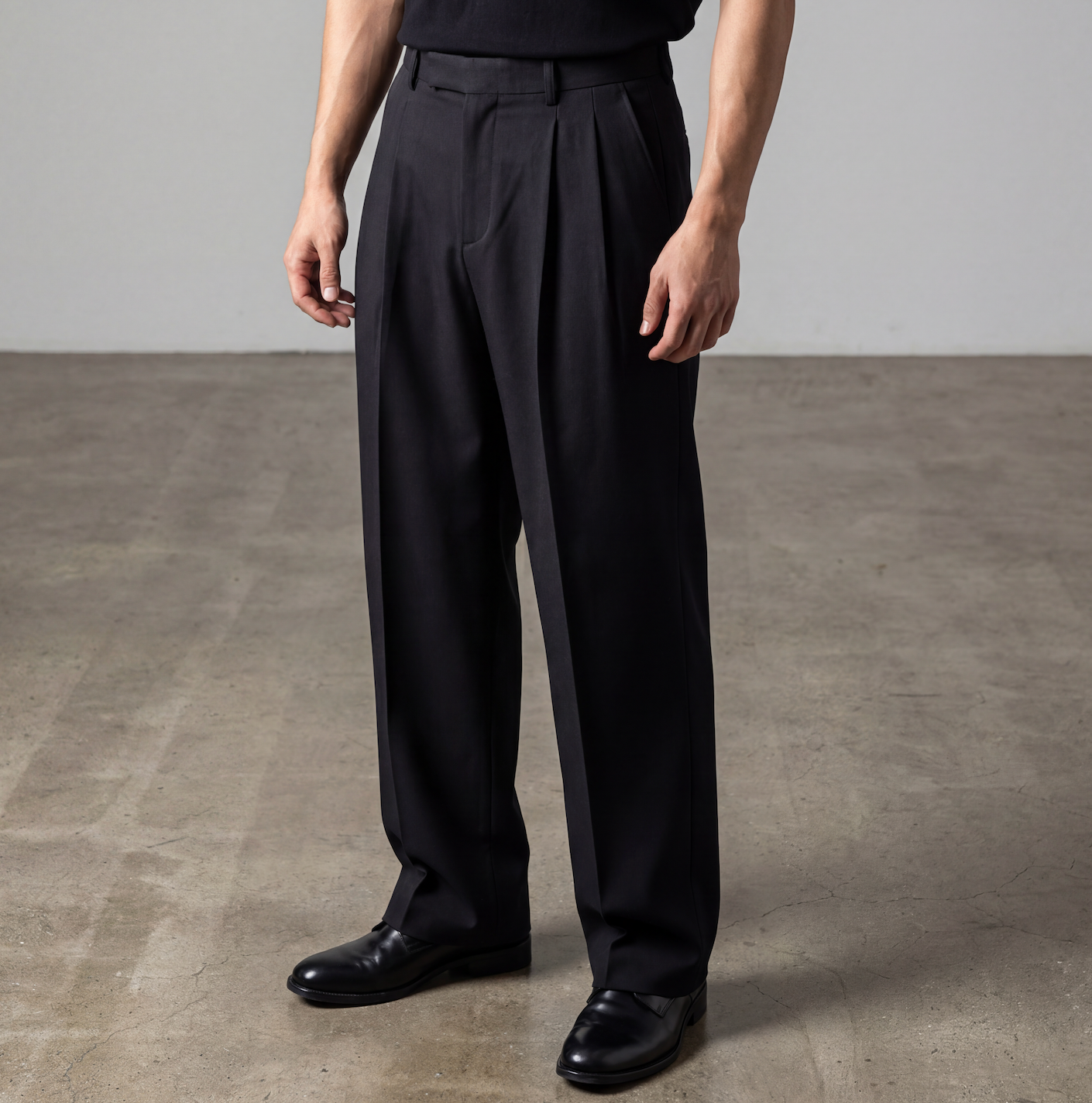 Pleated Straight Trousers
